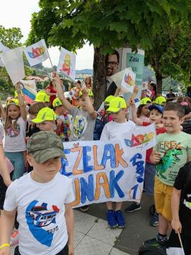 Dobrodelna akcija Deželak Junak 6